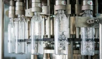 Compressed air is used in a wide variety of manufacturing and commercial applications, and in some industries, such as bottling, the quality of the air is extremely important.