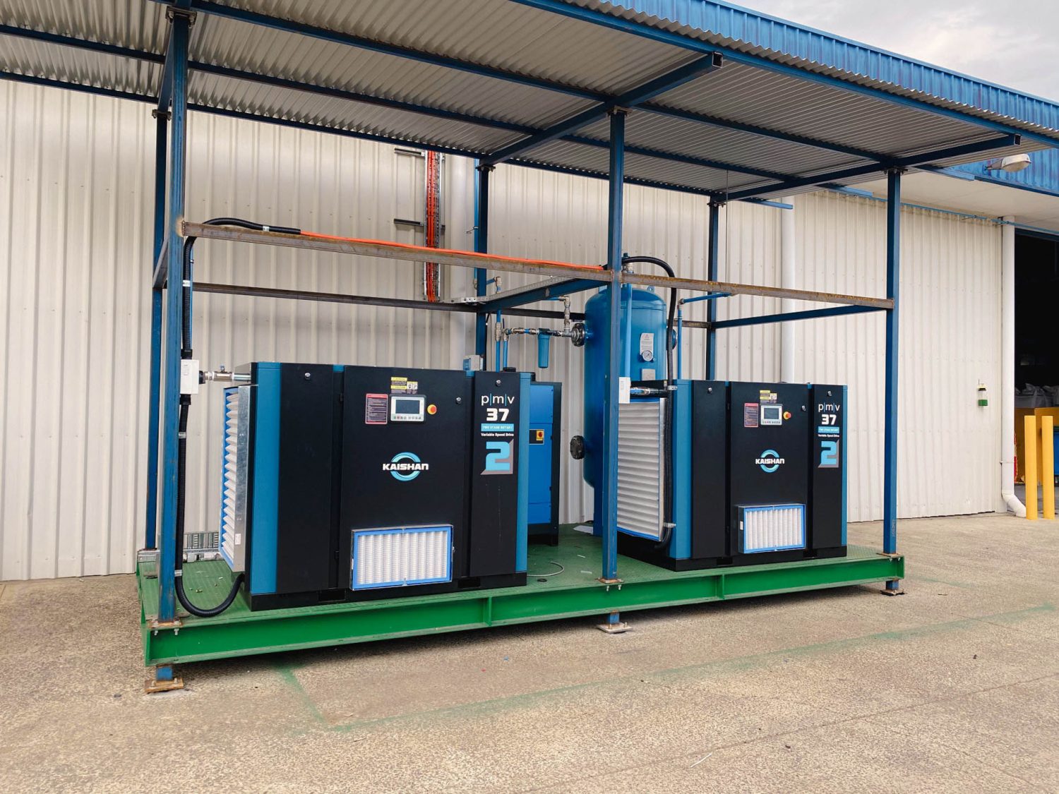 Complete Compressed Air Systems are dedicated to providing industry leading advice and solutions. From a small modification, to a full-scale compressed air system installation, we are ready to undertake any task.